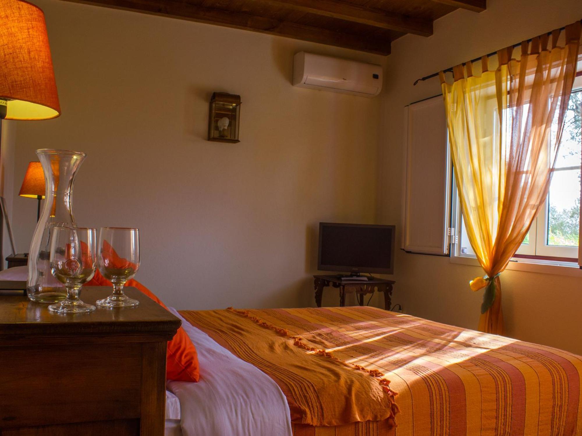 Vale De Ferreiros Guest House Абрантес Стая снимка
